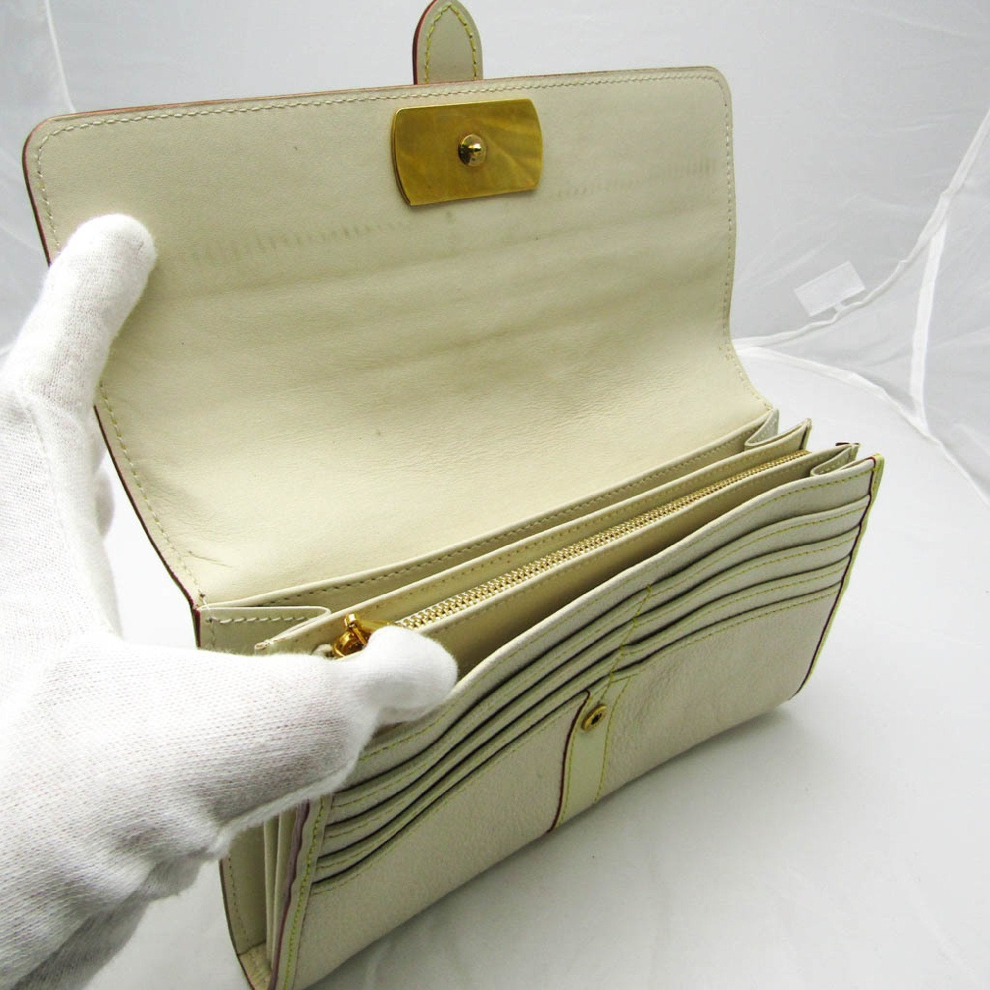 Louis Vuitton Favorite  Leather Wallet  ()