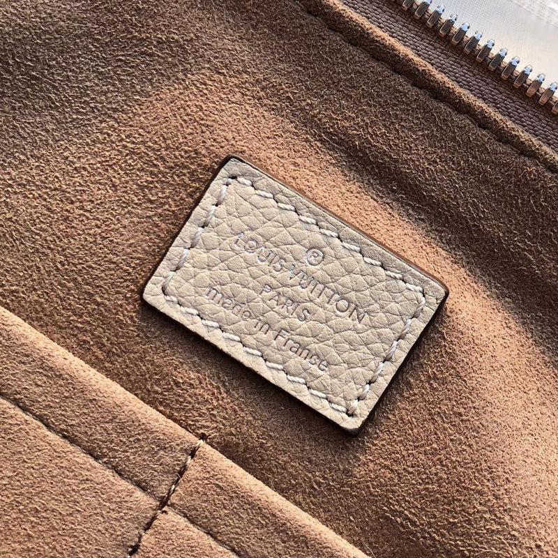 LOV2 Bags - Luxurious Bags  2610