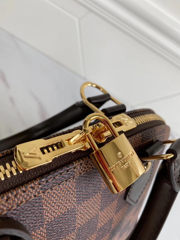 LOV2 Bags - Luxurious Bags  2589
