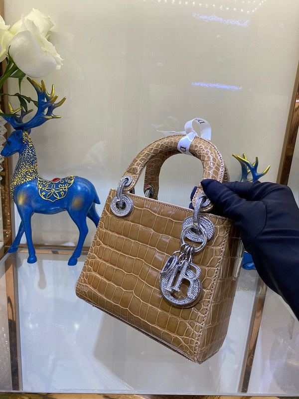 ELE - Dir Bags - 1825