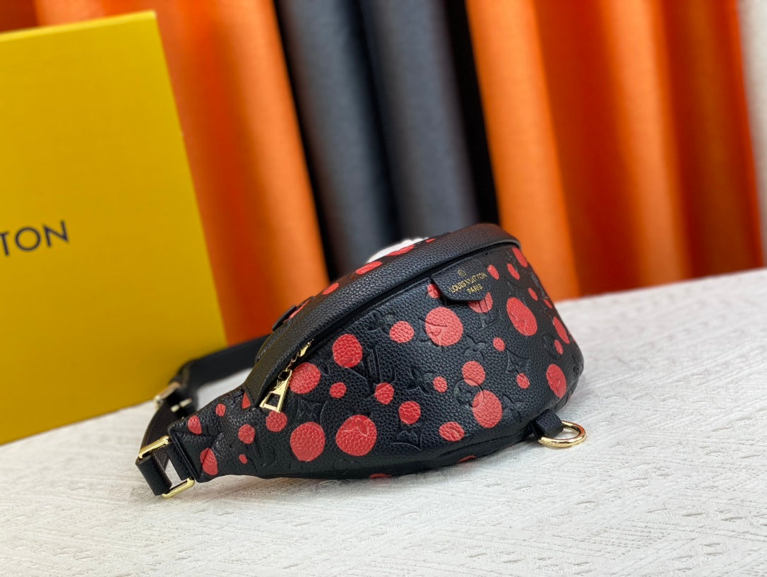 EN - Luxury Bags LUV 831