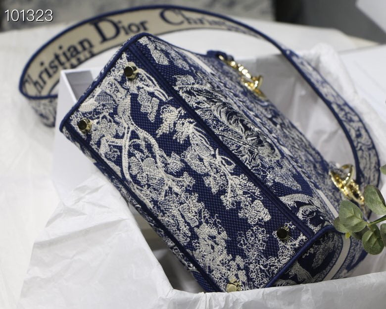 ELE - Dir Bags - 085
