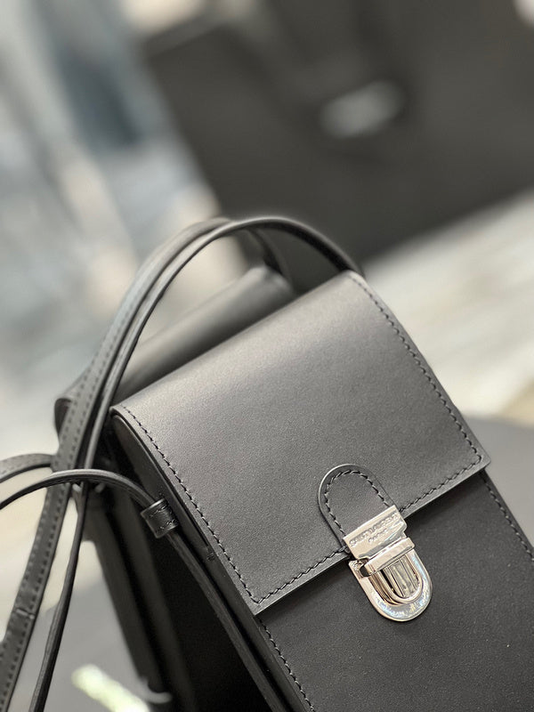 ELE - SLY Bags 015