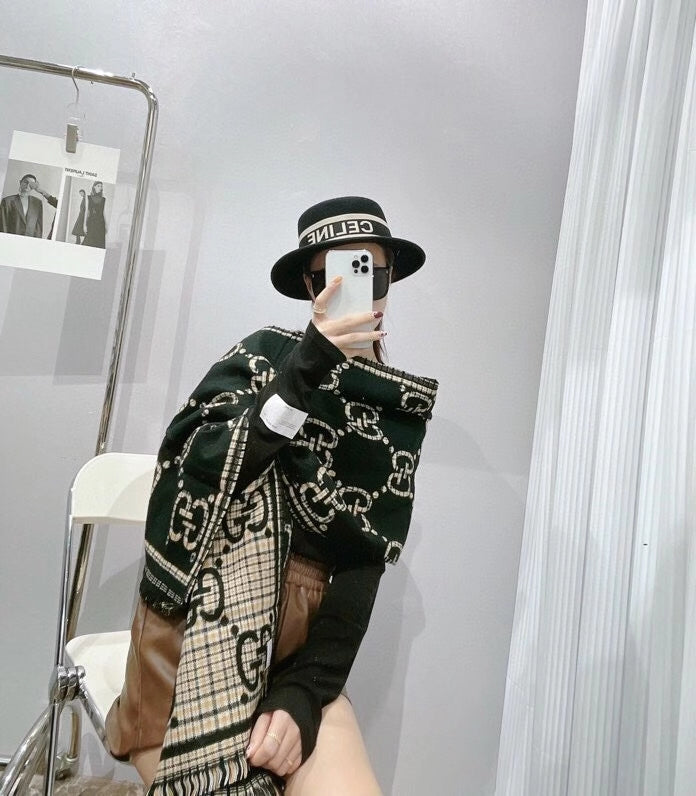 EN - Luxury GCI Scarf 025