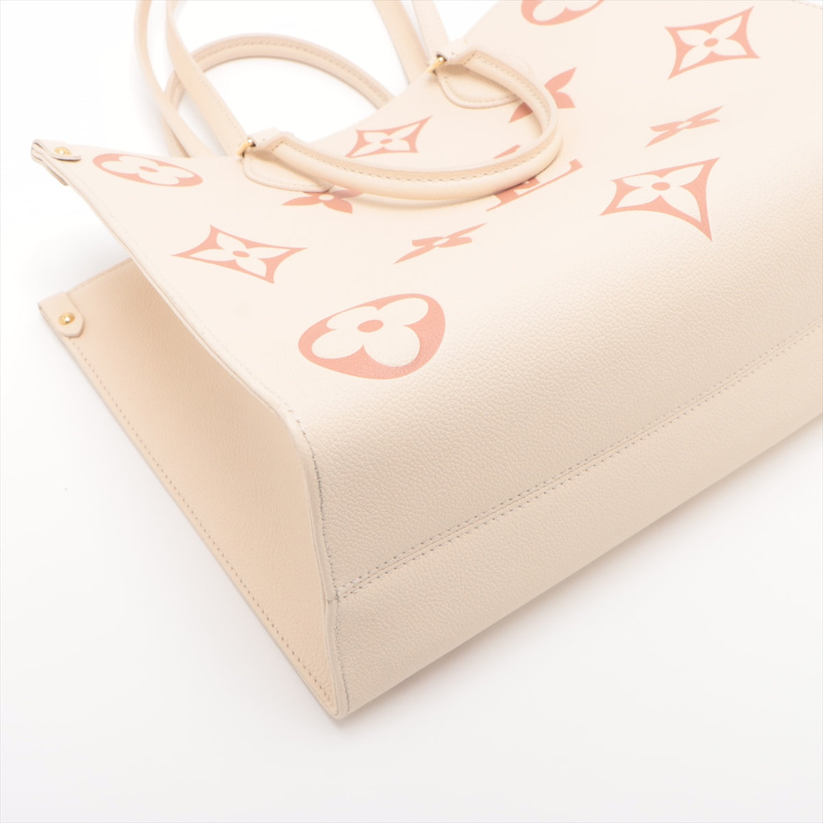 Louis Vuitton Monogram On The Go MM M21575