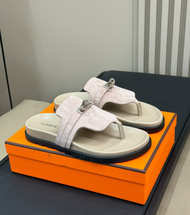 SAMC - HMS Women Shoes - 670