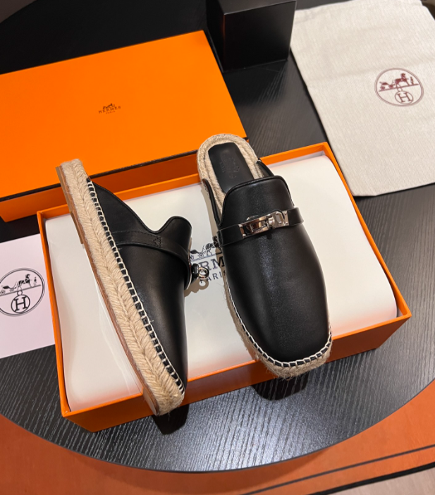 SAMC - HMS Women Shoes - 551