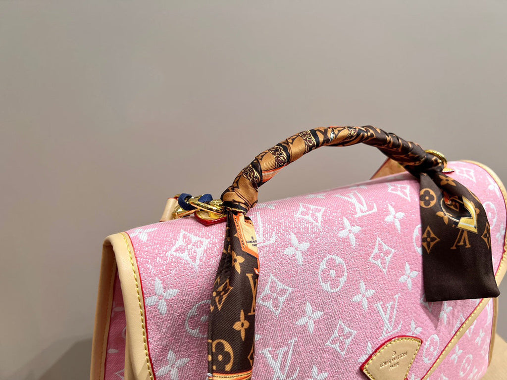 EN - Luxury Bags LUV 728