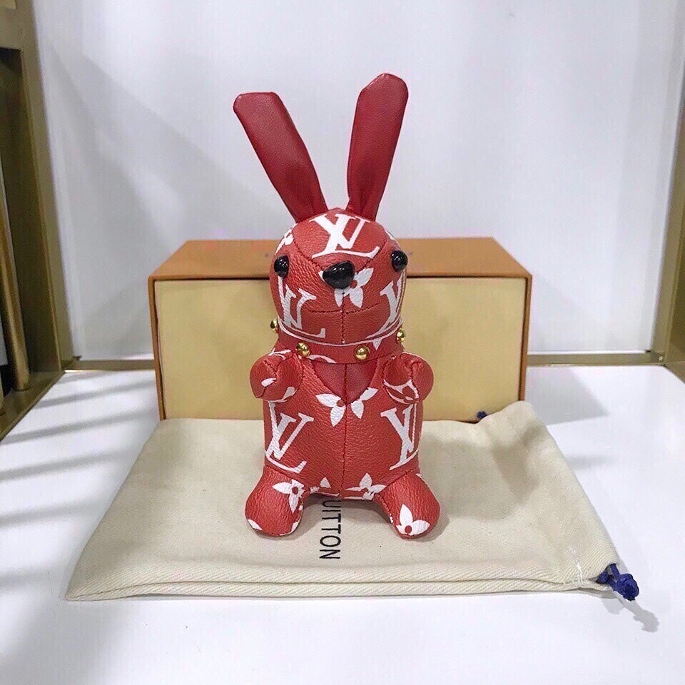 EN - Lux Keychains LUV 053