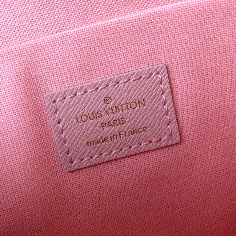 LOV2 Bags - Luxurious Bags  2607