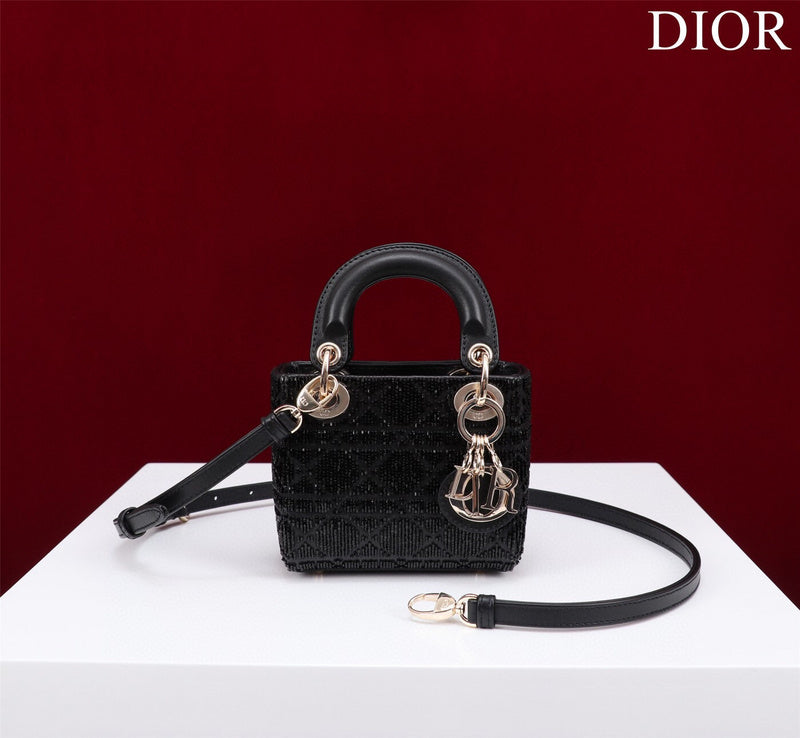 ELE - Dir Bags - 1689
