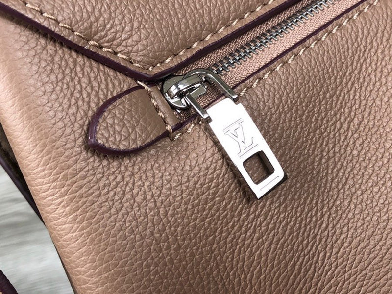 LOV2 Bags - Luxurious Bags  1643