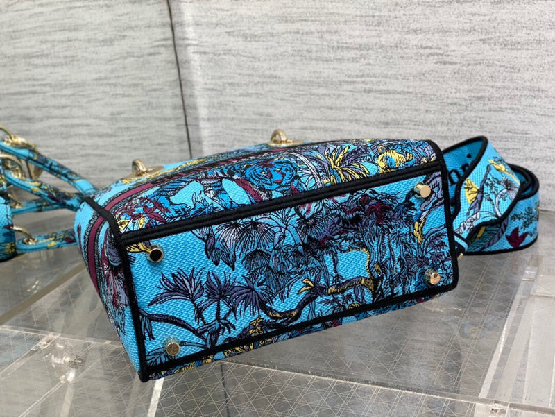 ELE - Dir Bags - 002