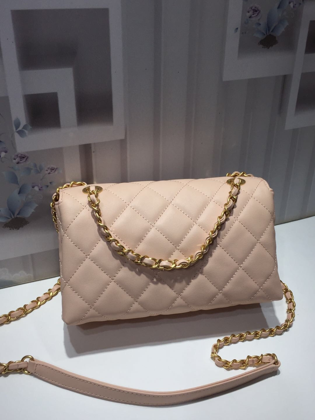 CHLFront Logo Small Flap Bag Gold Hardware Creme For Women, Women’s Handbags, Shoulder Bags 8.2in/21cm AS1490