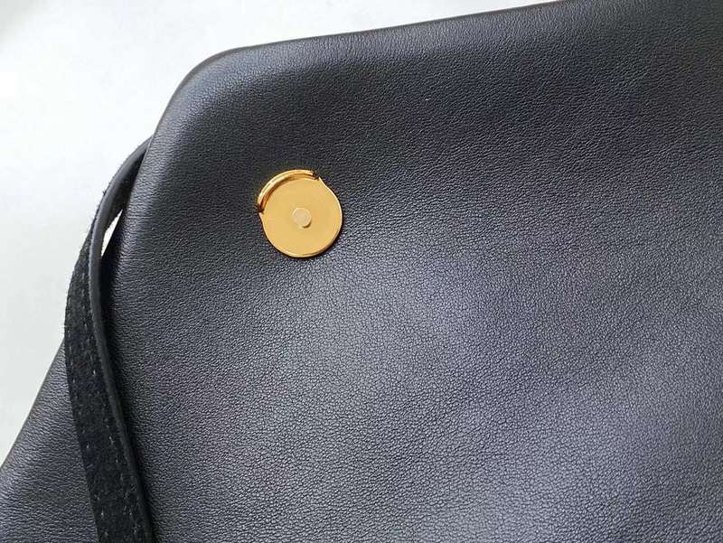 ELE - SLY Bags 315