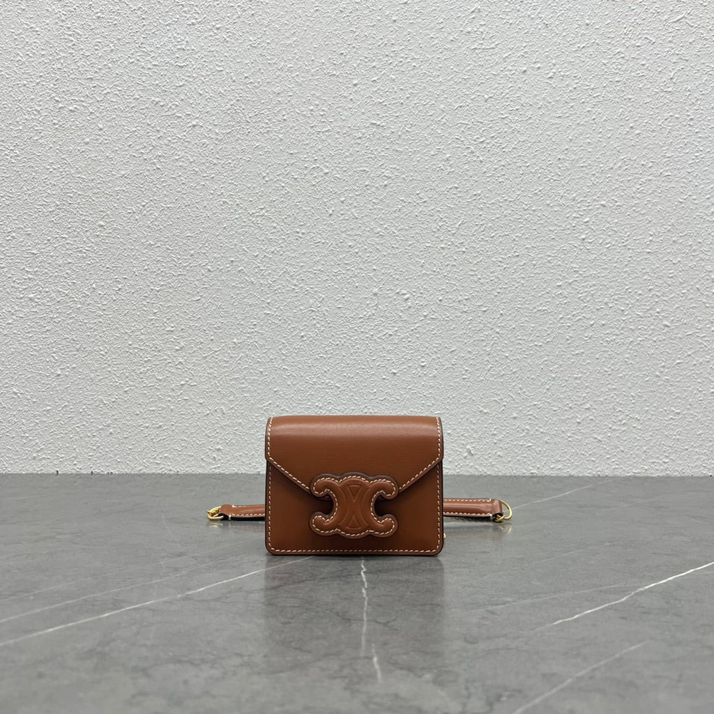 CE Card Holder On Chain Triomphe Tan For Women 4in/11cm 10J743DPV.04LU