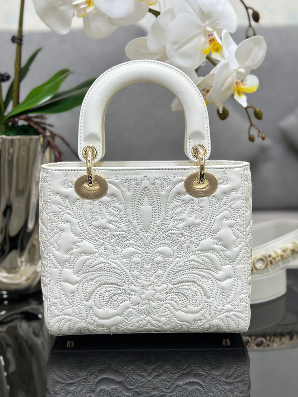 ELE - Dir Bags - 1206