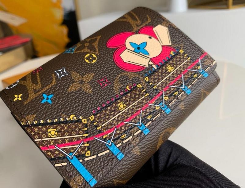 SAMC - Mix Wallets - 042