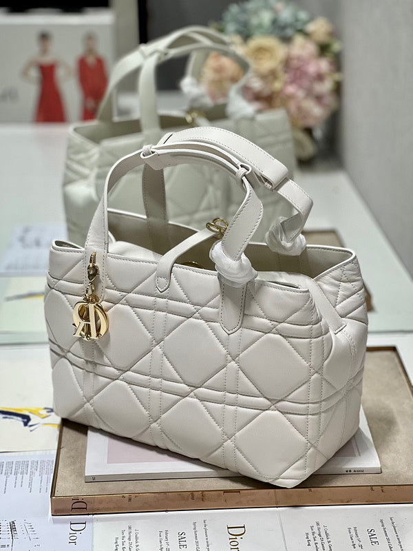 ELE - Dir Bags - 1589