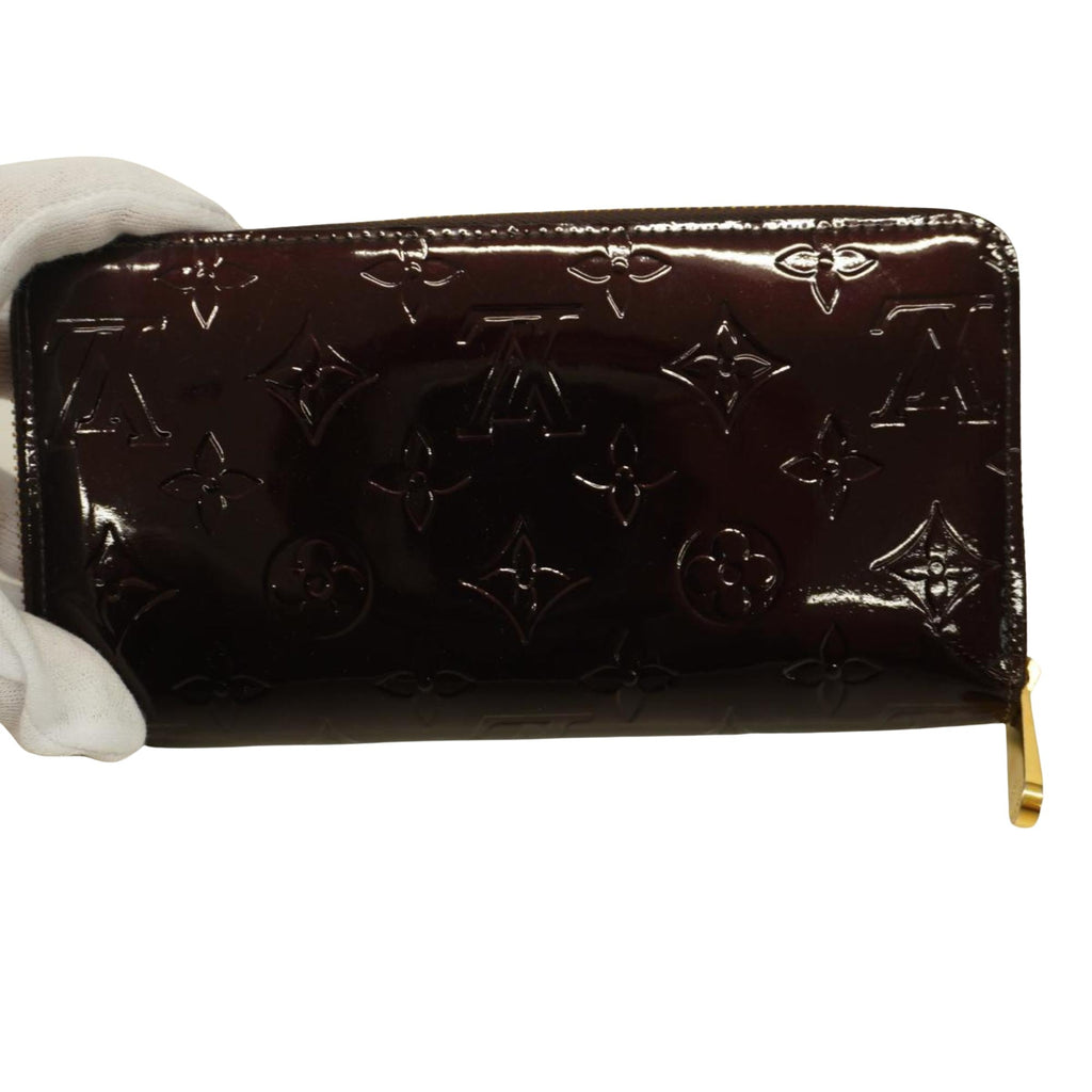 Louis Vuitton  Patent Leather Wallet  ()