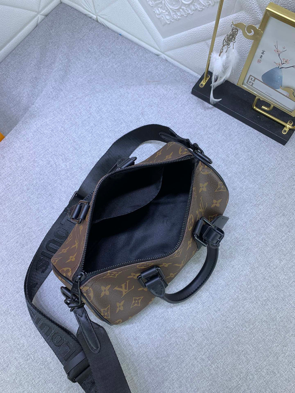 EN - Luxury Bags LUV 796