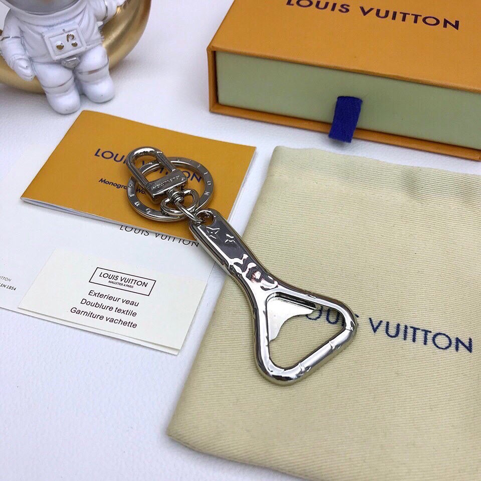 EN - Lux Keychains LUV 063