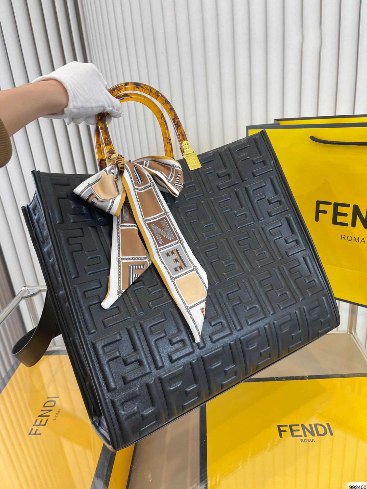 EN - Luxury Bags FEI 279