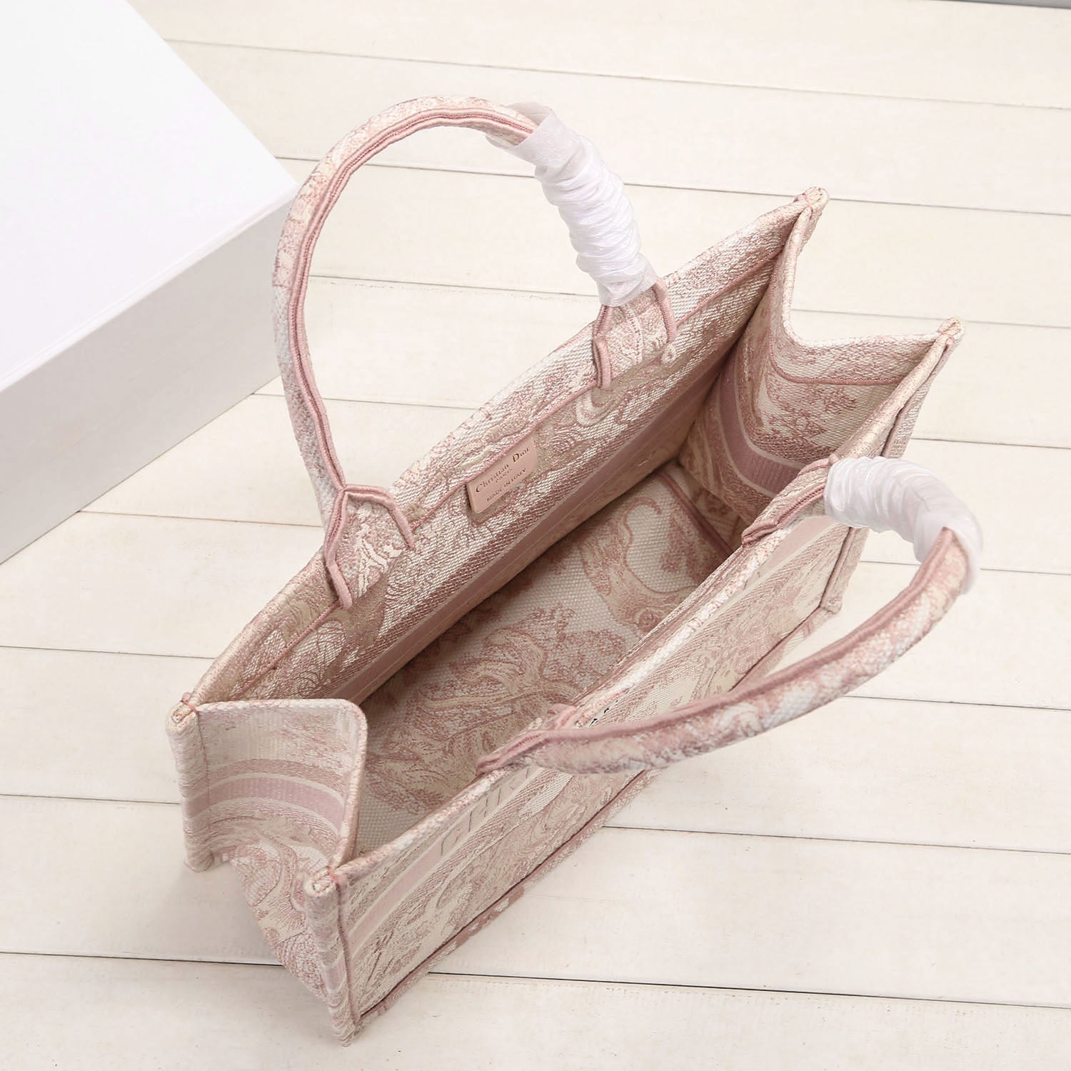 GLAMI MeGLAMIum Book Tote Bag By Maria Grazia Chiuri Pink For Women 14in/36cm CD M1296ZTDT_M912