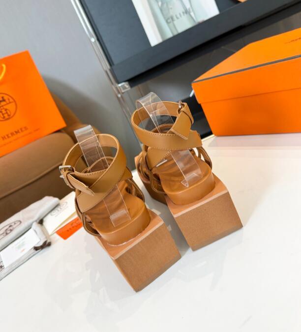 SAMC - HMS Women Shoes - 700