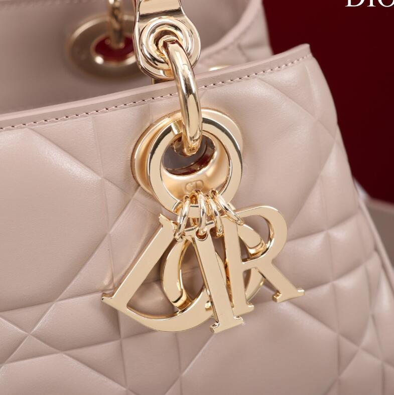 SAMCC - DOR Bags - 099