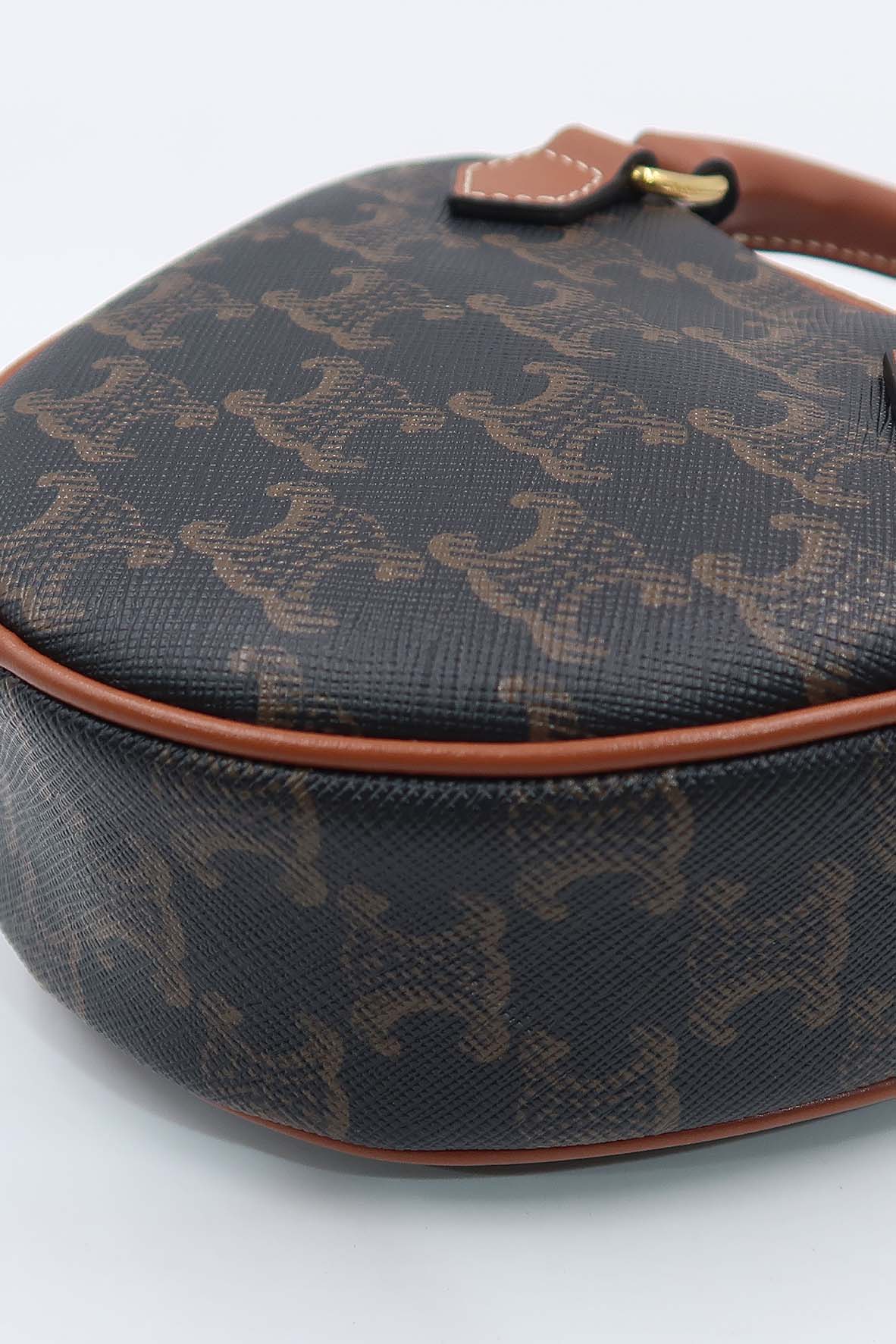 Heart Triomphe Bag Tan