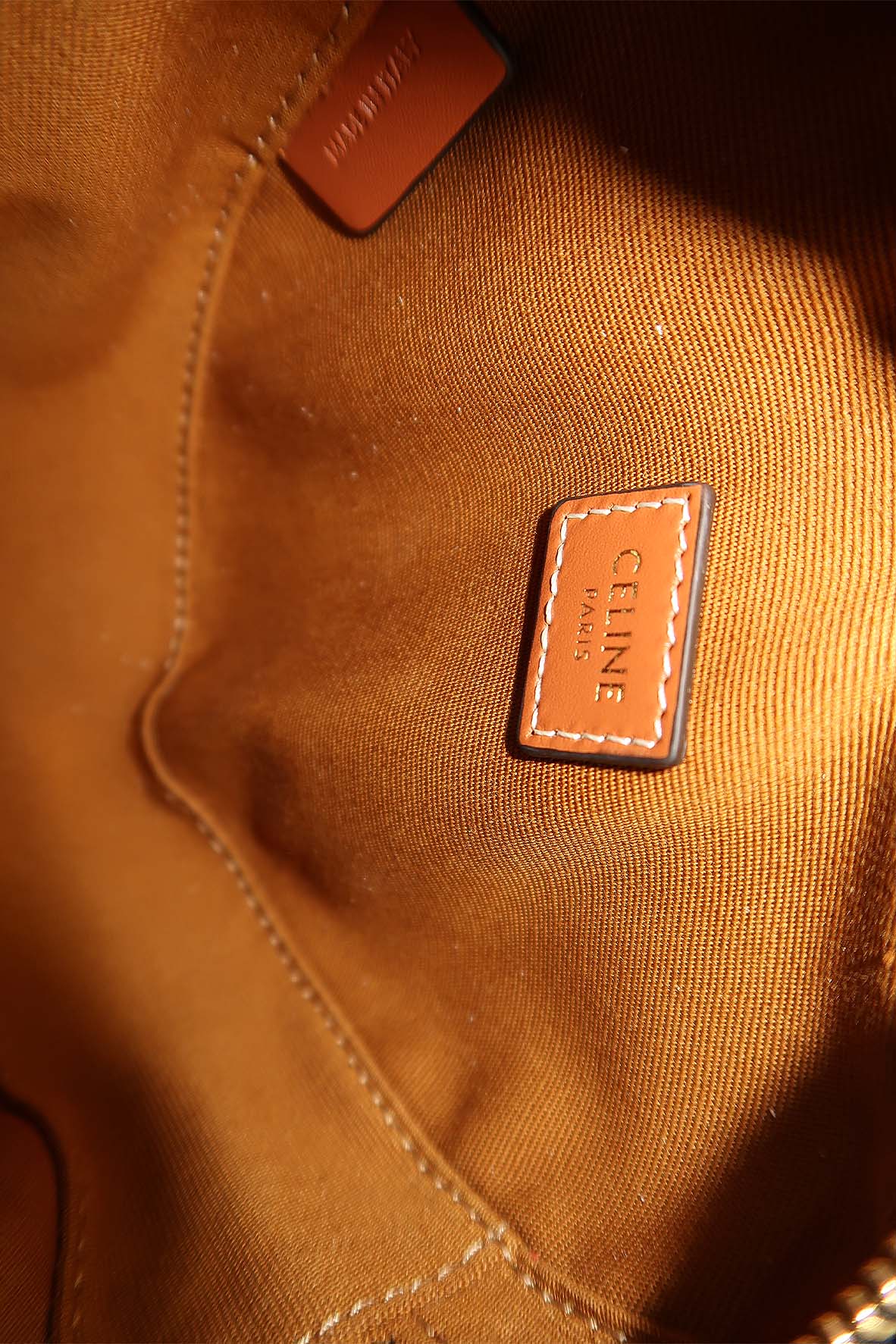 Heart Triomphe Bag Tan