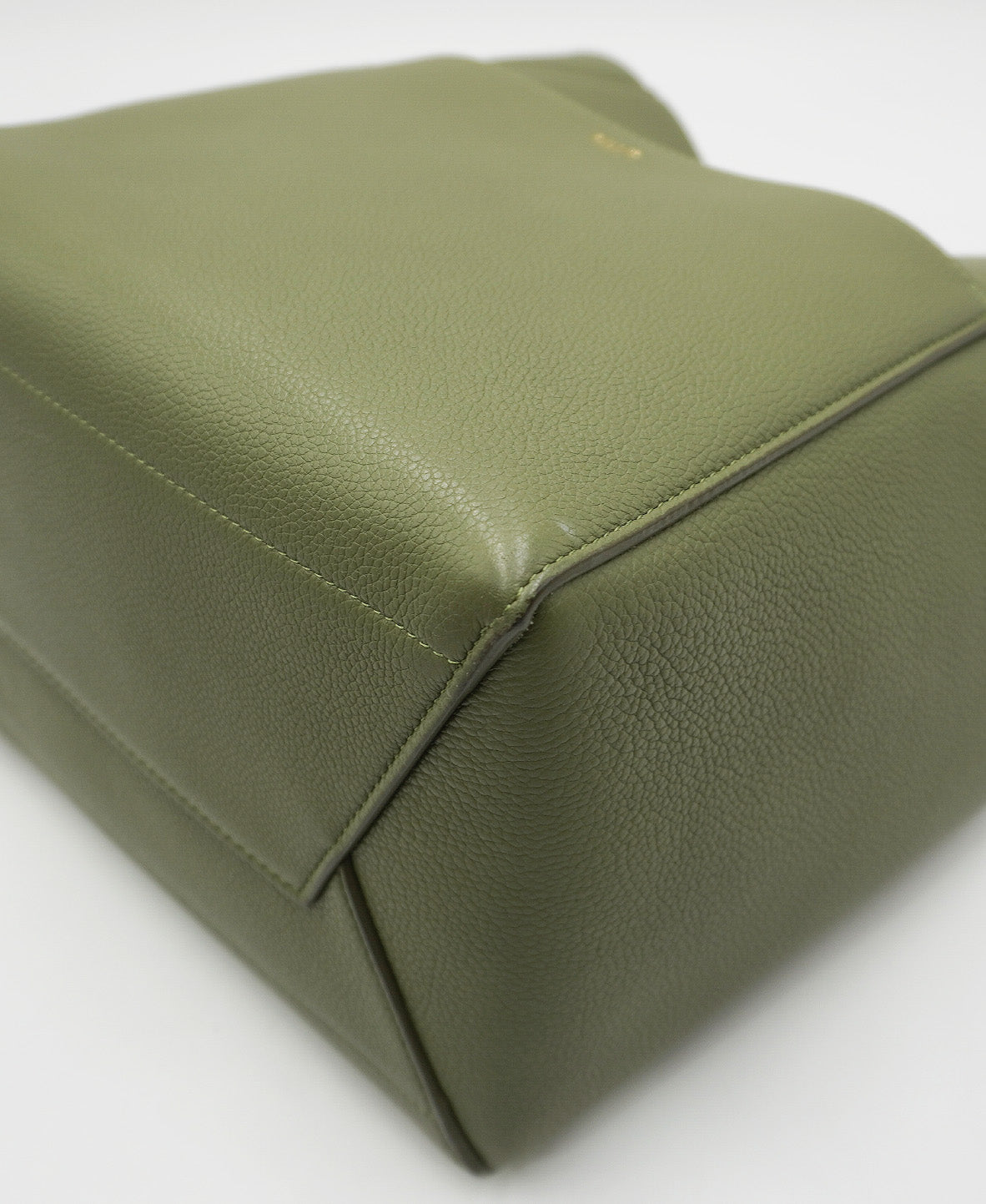 Medium Seau Sangle Bucket Bag Green Khaki