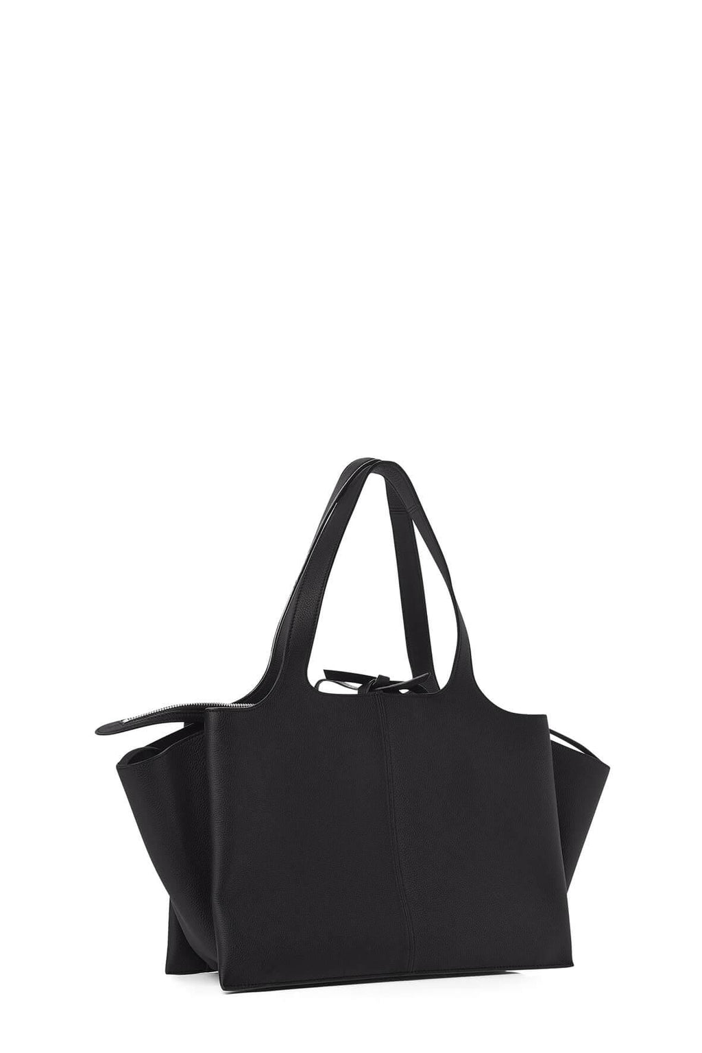 Medium Trifold Black in Grained Leather