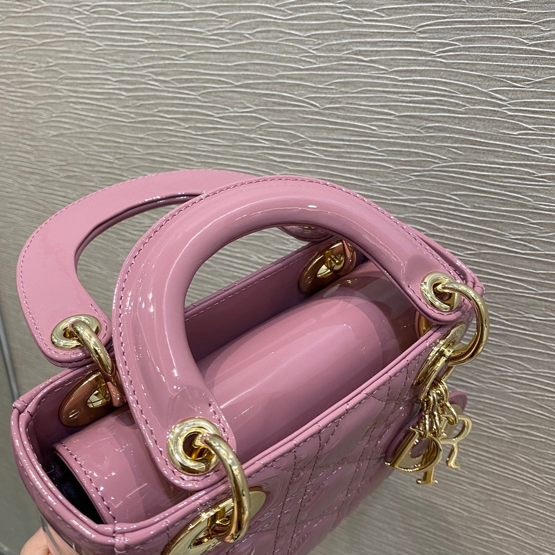 GLAMI Mini Lady Bag with Chain Gold Toned Hardware, Coral Pink, For Women WomenÃ¢â‚¬â„¢s Handbags, 18cm CD