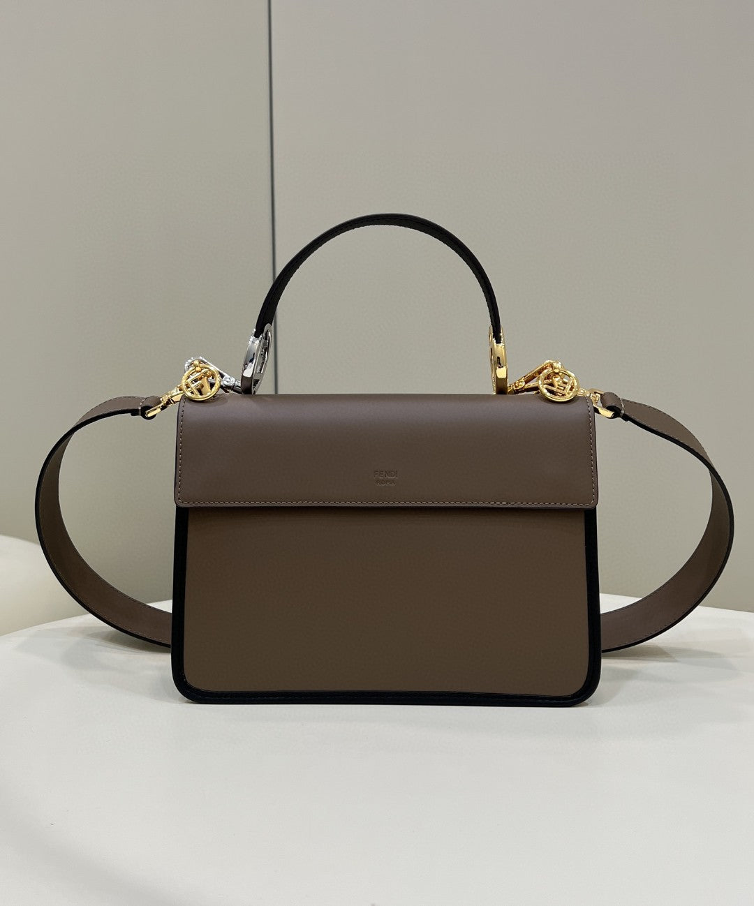 FI Kan I F MeGLAMIum Brown Bag For Woman 18cm/7in 8BT284A651F13VK