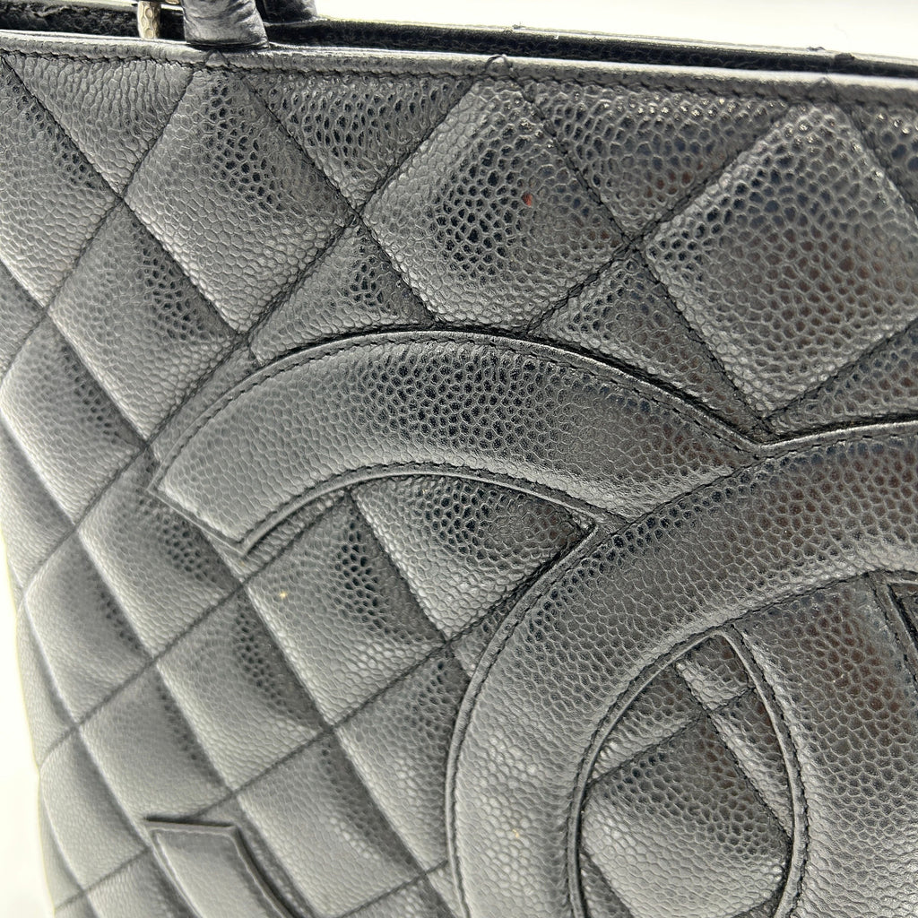 CHANEL Caviar Quilted Medallion Tote Black ch44135jf