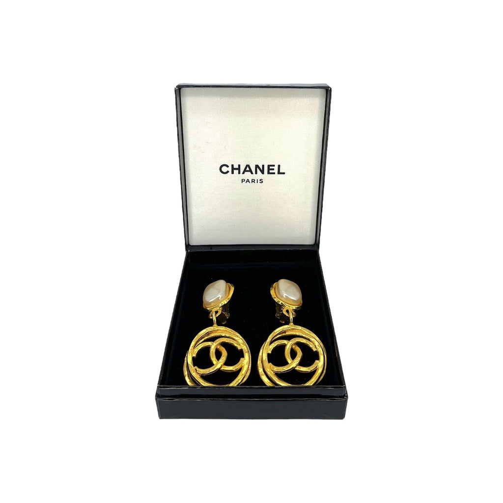 Chanel Vintage Oversize CC Clip-On Earrings