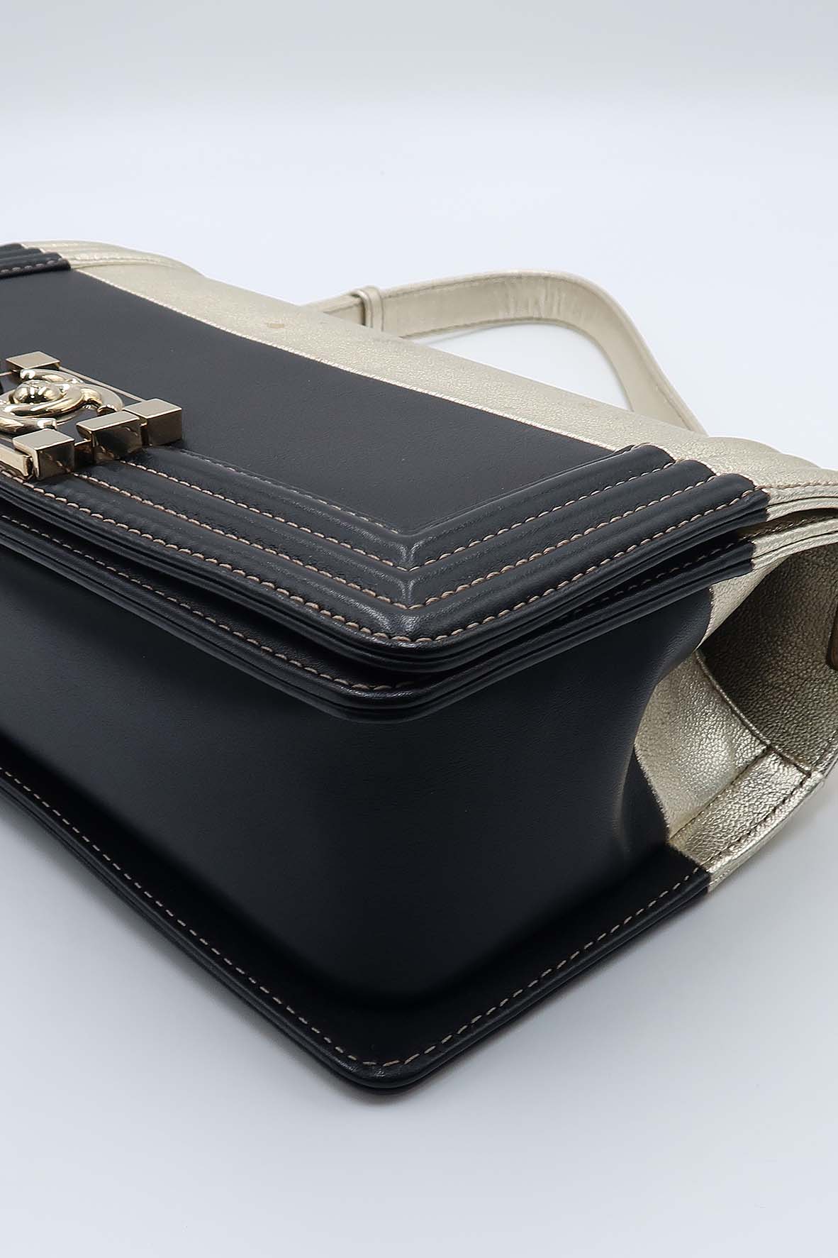 Bicolour Medium Boy Flap Bag Gold, Black