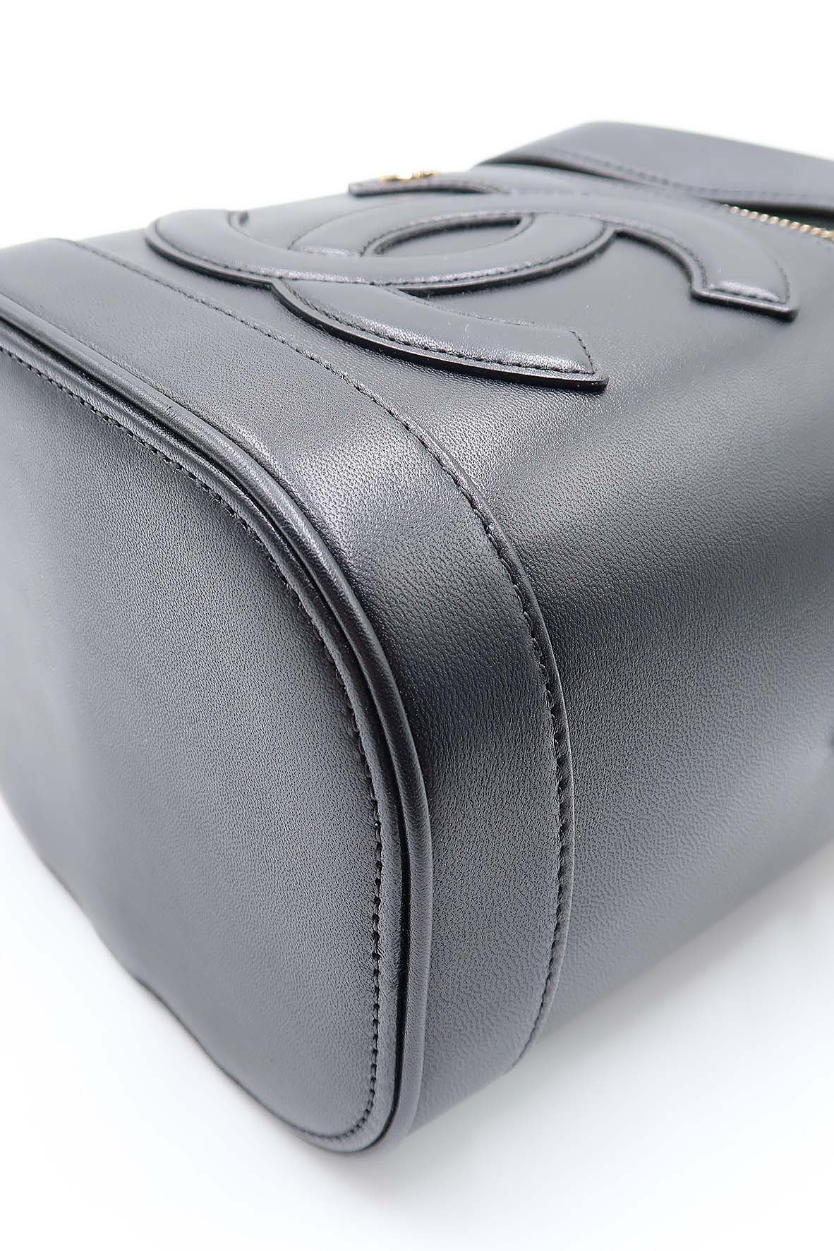 CC Mania Vanity Case Black