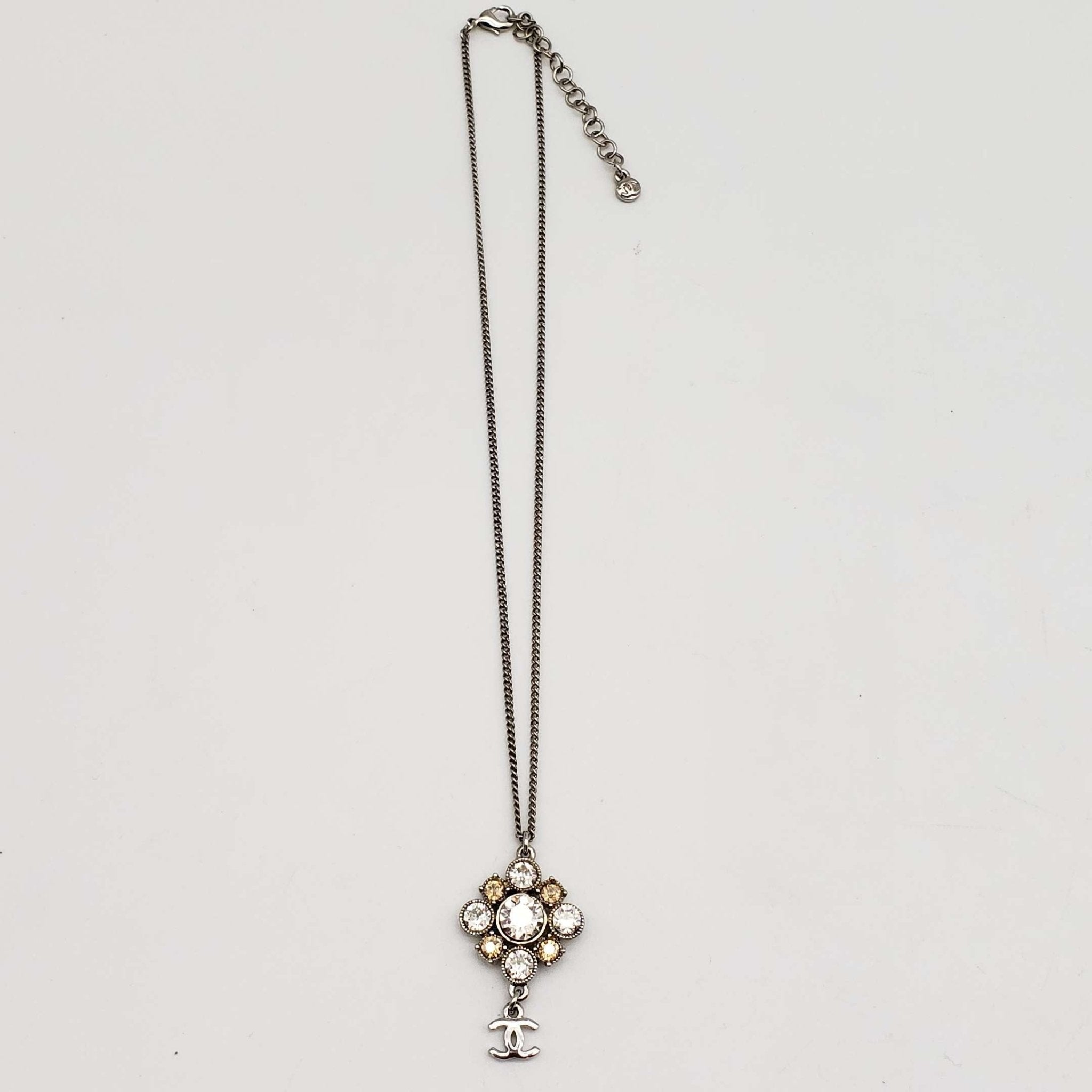 CHANEL CC with stone Necklace Silver Color