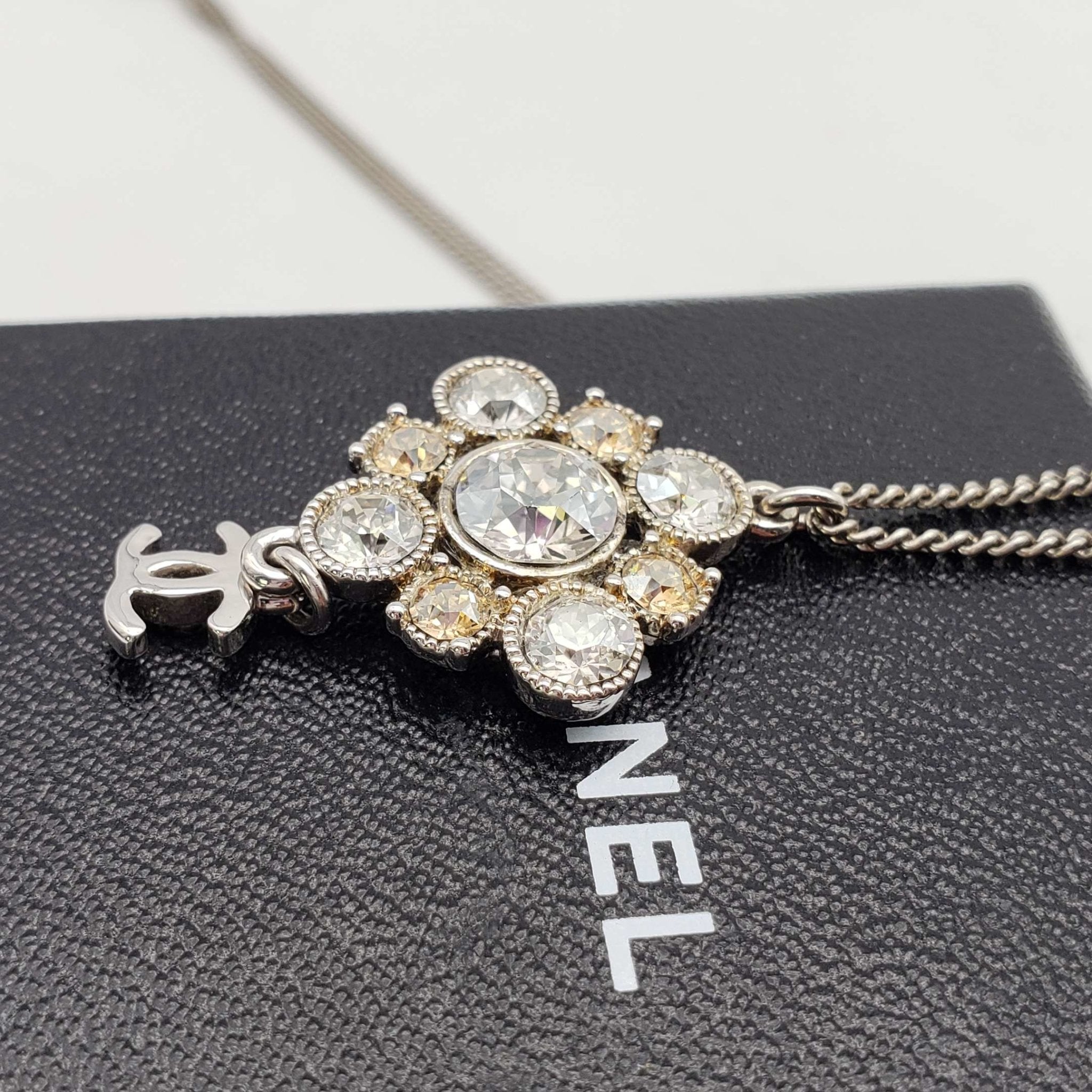 CHANEL CC with stone Necklace Silver Color