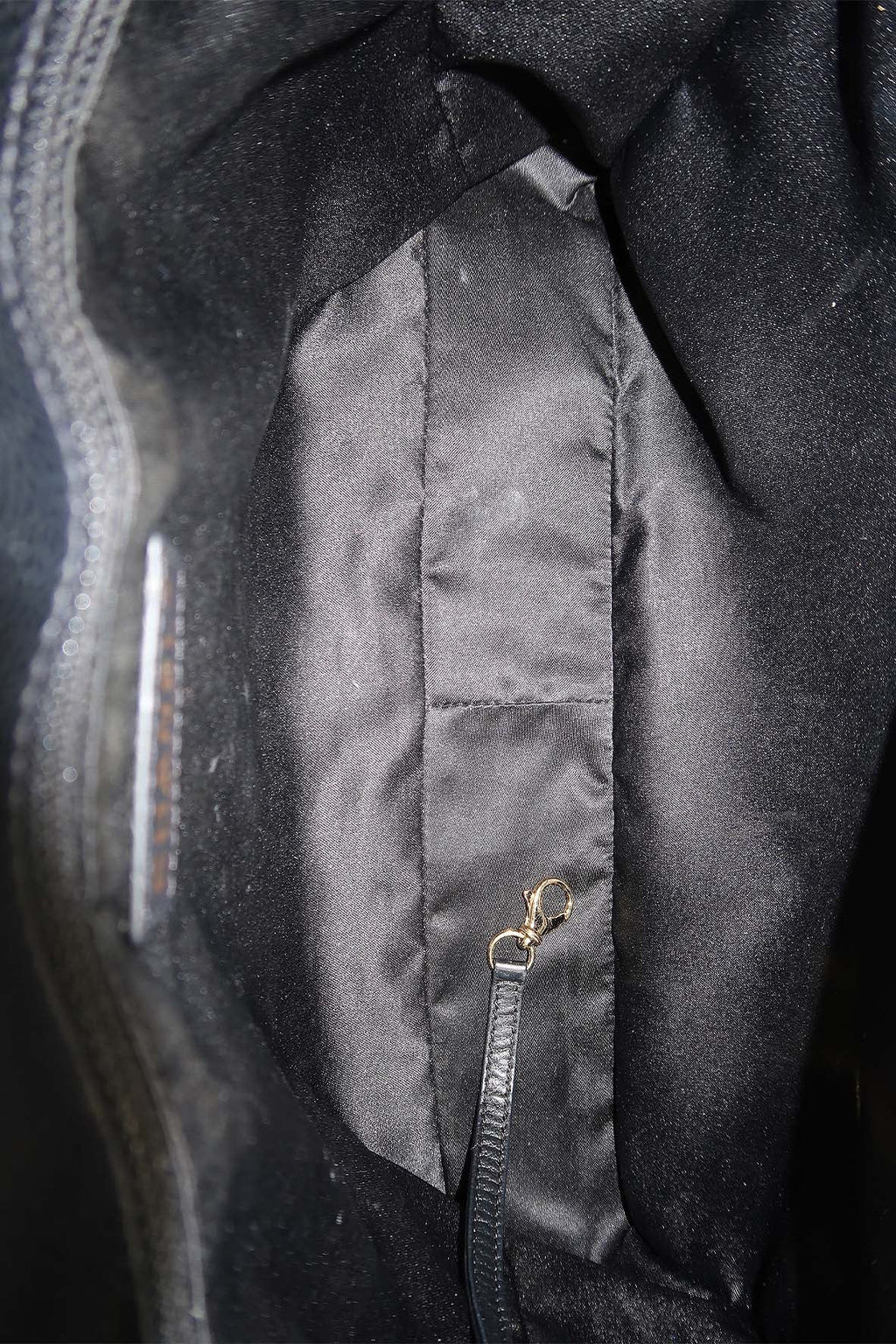 Grand Shopping Tote with Gold Hardware Black