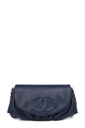 Half Moon Wallet on Chain Navy