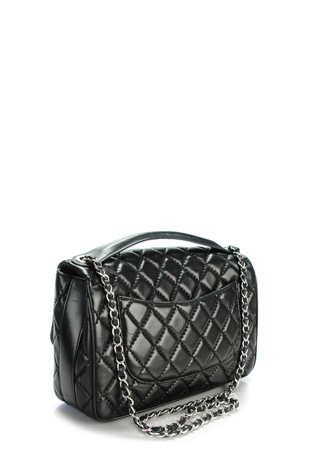 Jumbo Easy Carry Flap Bag Black