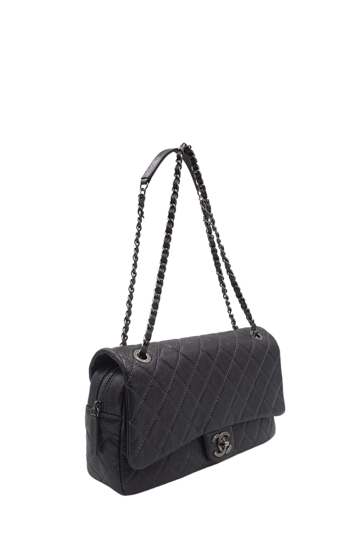 Jumbo Quilted Caviar Easy Flap Bag Metallic Grey