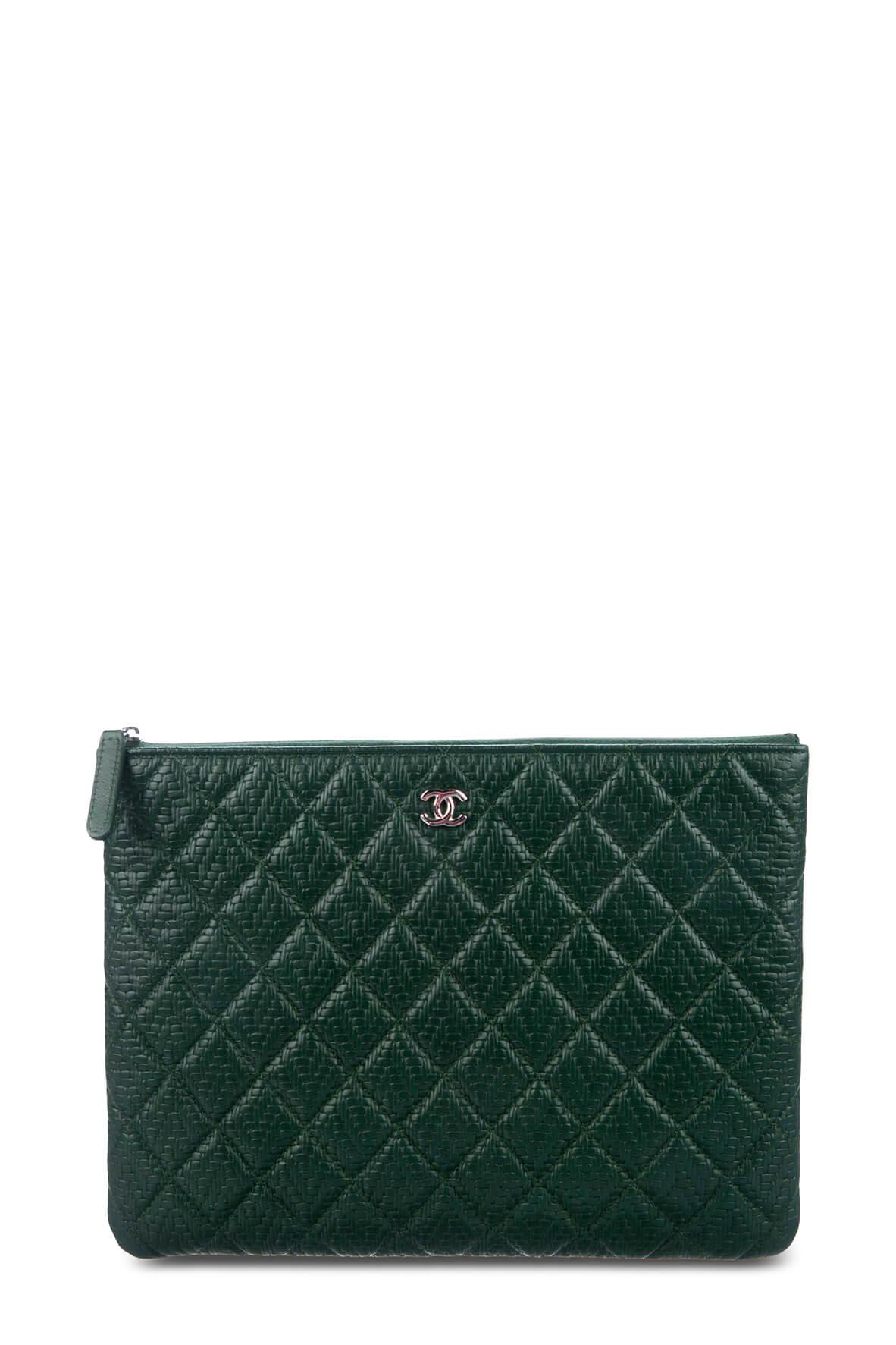 Medium Quilted O Case Clutch Evergreen