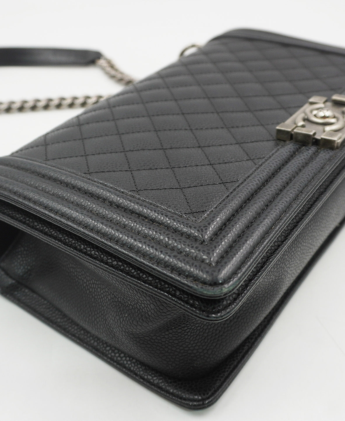 Medium Caviar Boy Black