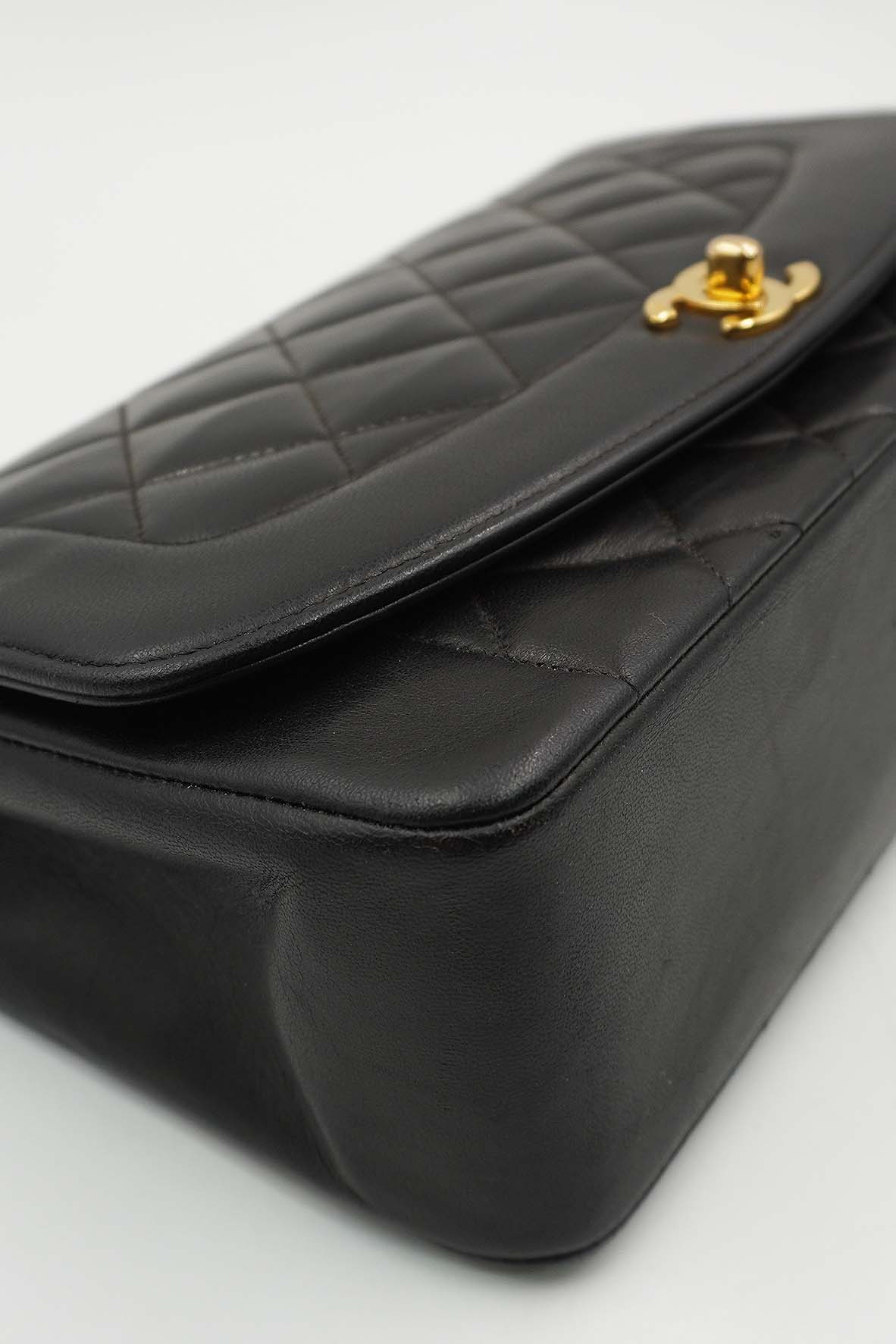 Medium Diana Flap Bag Caviar Black