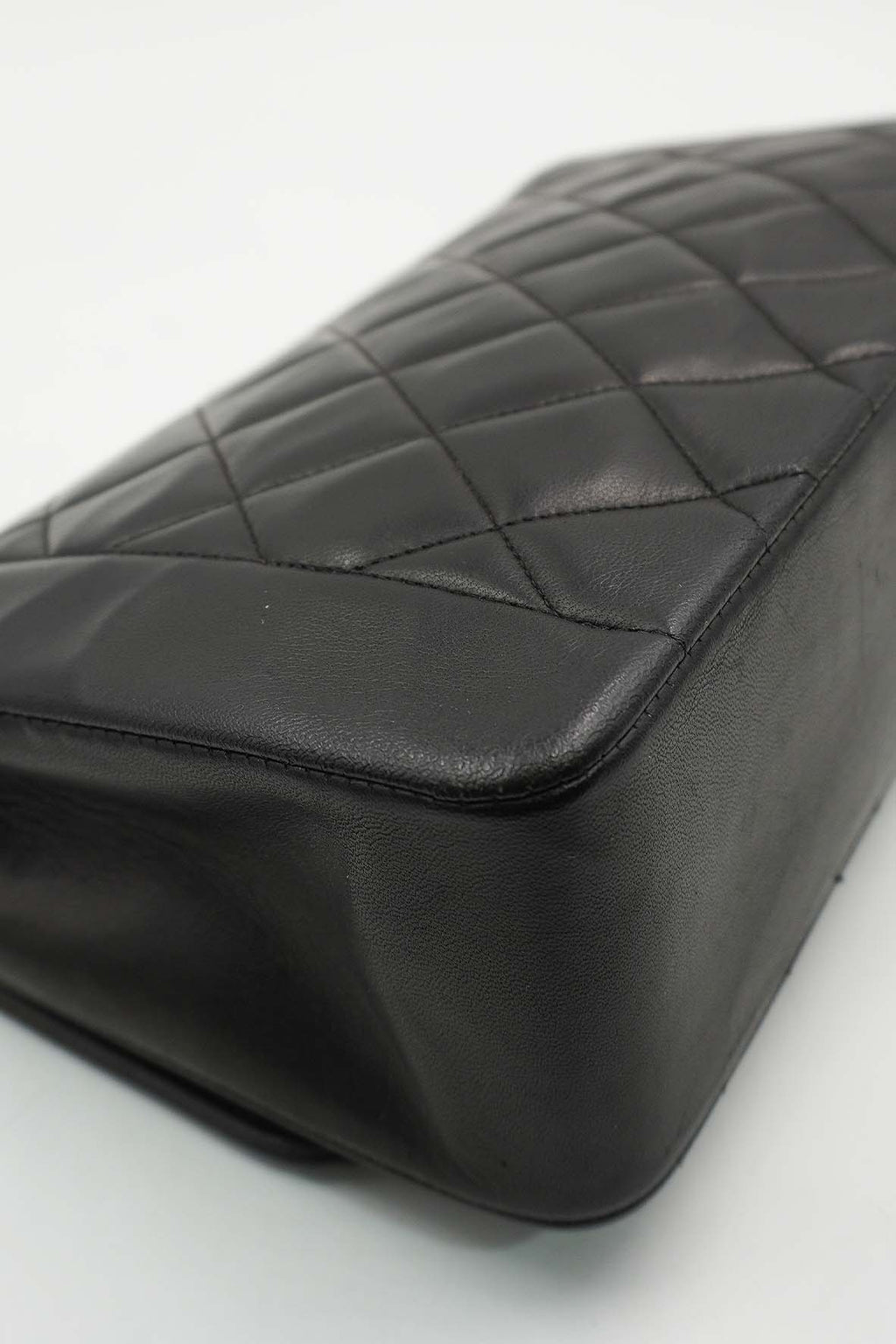 Medium Diana Flap Bag Caviar Black
